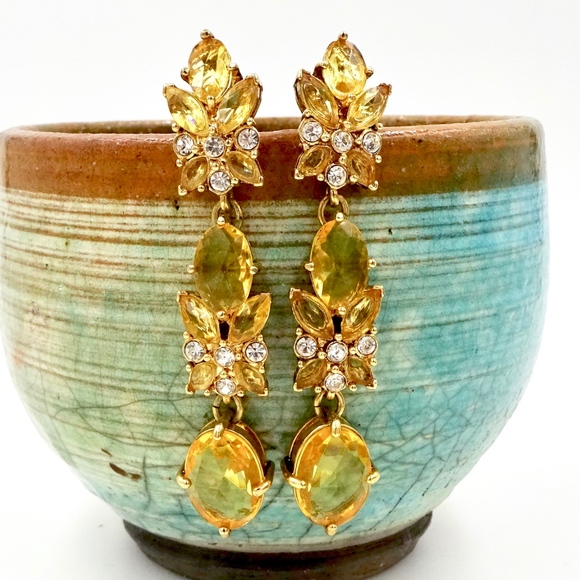 Monet Jewelry - MONET Gold Tone Faux Gemstone Earrings